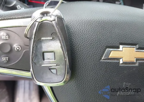 2020 Chevrolet Traverse Fwd Ls z USA, uszkodzony, nr VIN 1GNERFKW2LJ147684